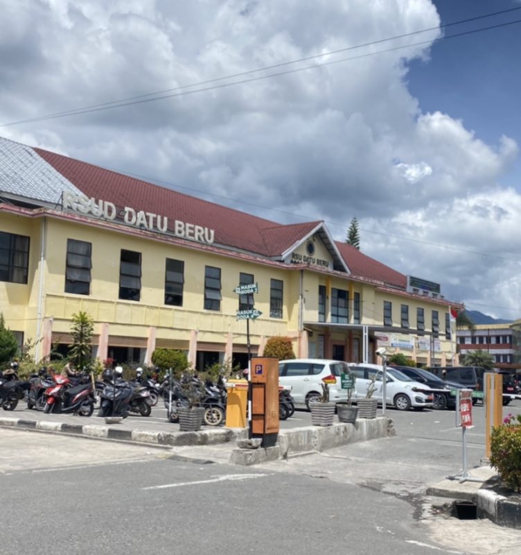 Tarif Parkir Di RSUD Datu Beru Takengon Di kritik masyarakat Dinilai Terlalu Mahal, Pengelola Parkir Angkat Bicara